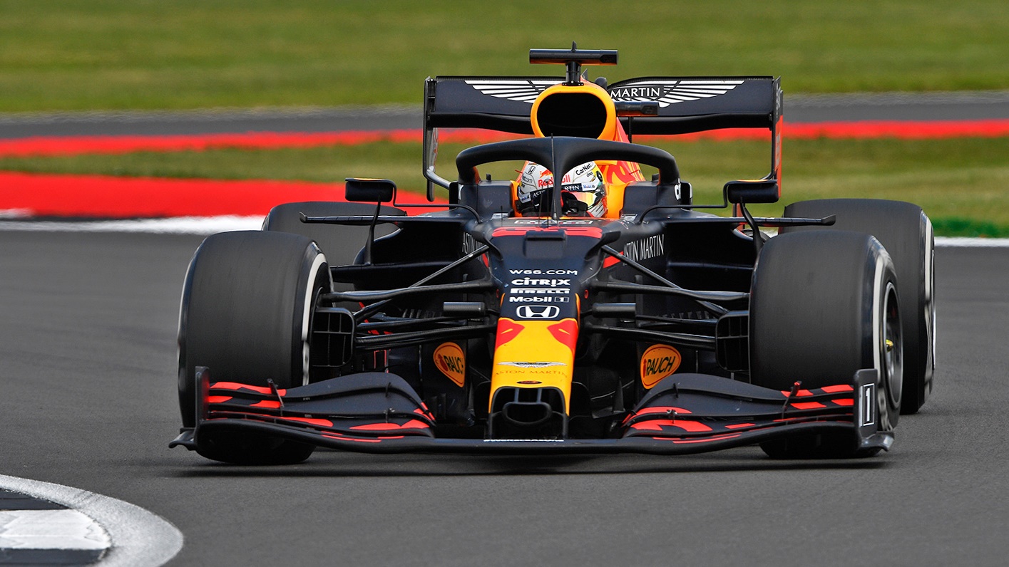 Max Verstappen aplastó a los Mercedes