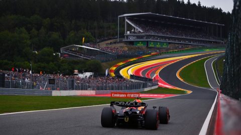 Verstappen dominó los relojes pero Sainz largará primero